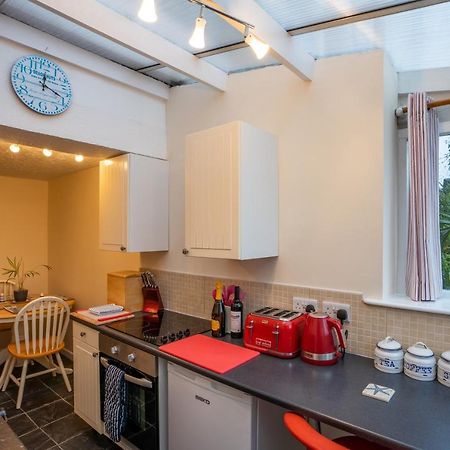 Looe Self Catering Apartment Bagian luar foto