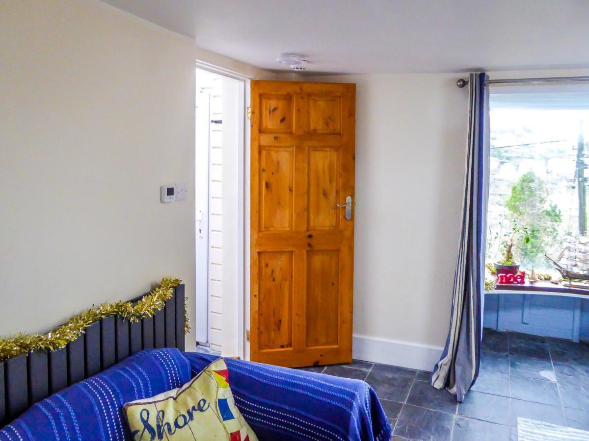 Looe Self Catering Apartment Bagian luar foto