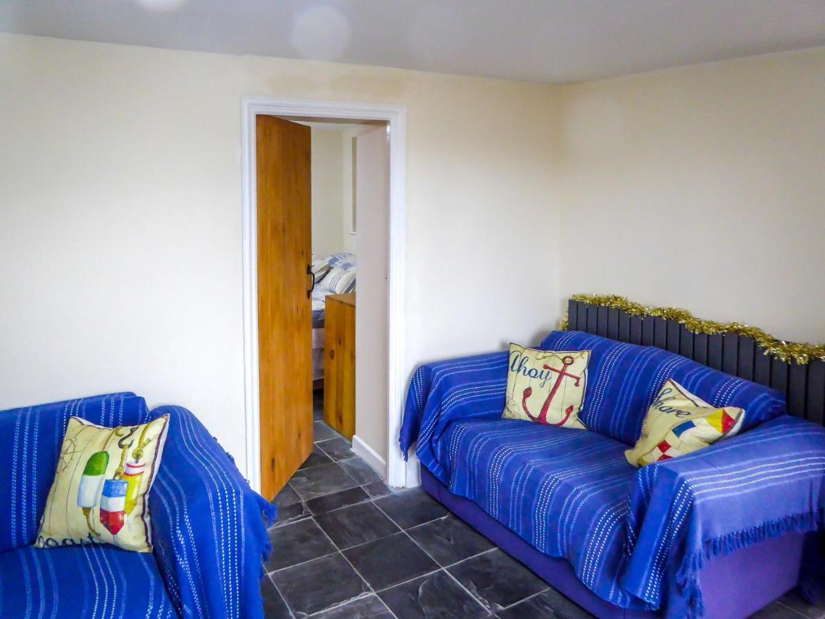 Looe Self Catering Apartment Bagian luar foto