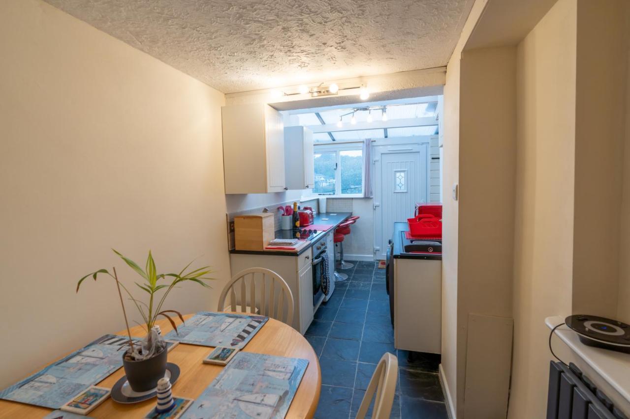 Looe Self Catering Apartment Bagian luar foto