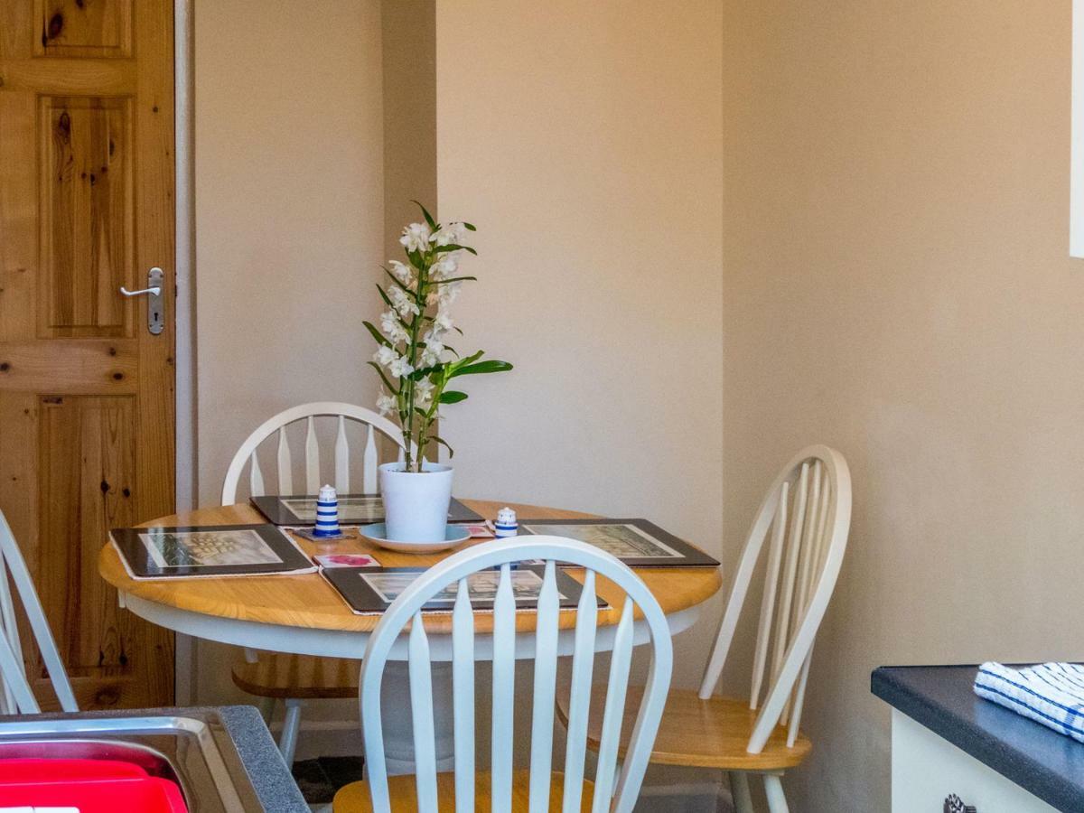 Looe Self Catering Apartment Bagian luar foto